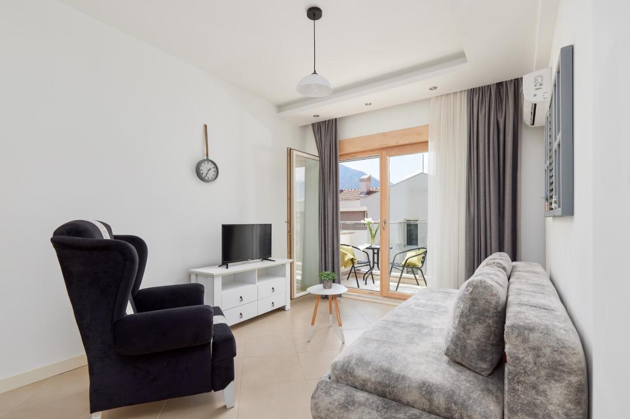 M&M&M Apartments Kotor Eksteriør bilde